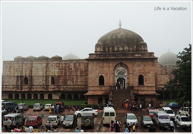 Madrassa, Mosque and Mausoleum in Mandu